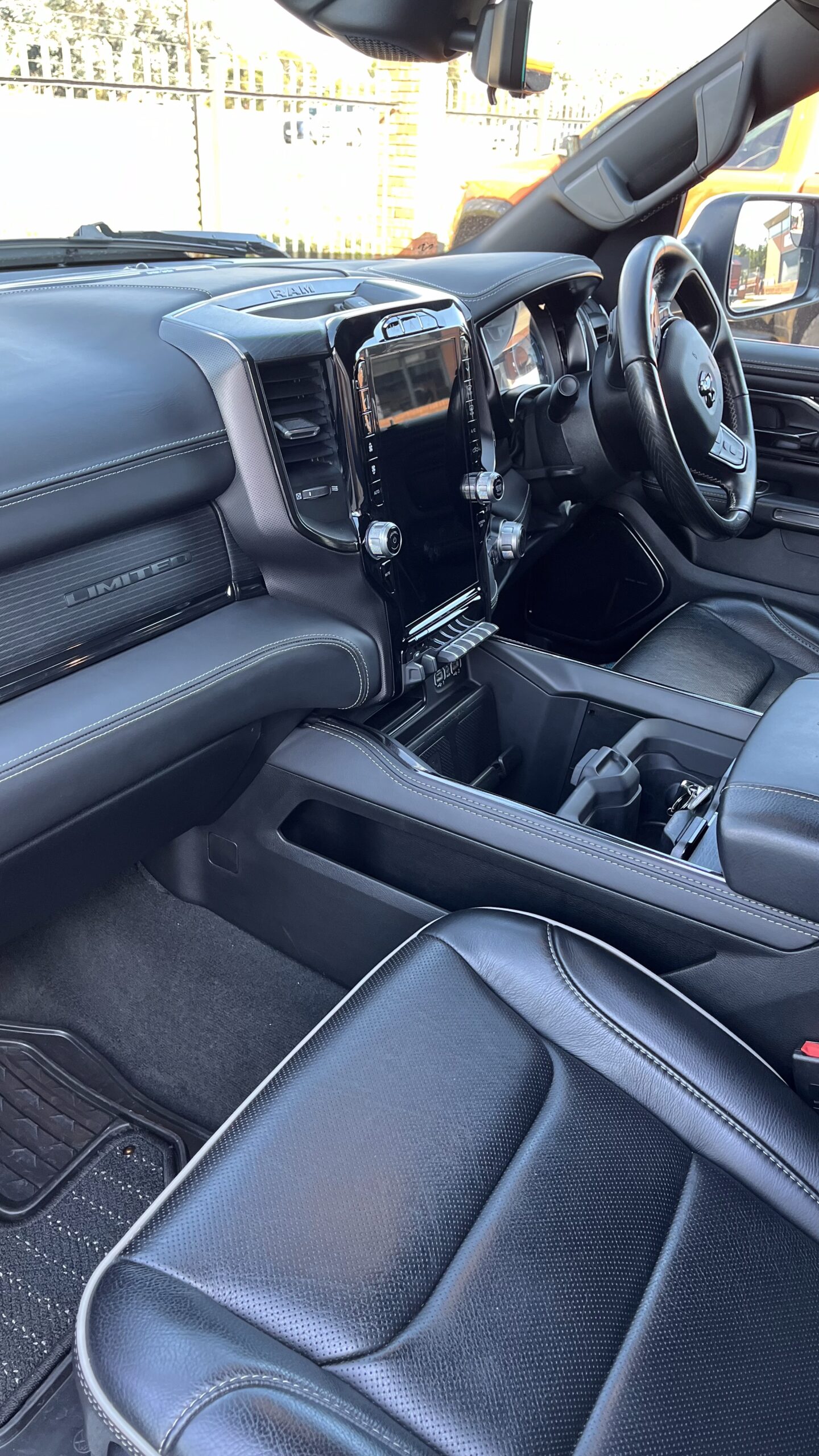 
								RAM LIMITED 1500 full									