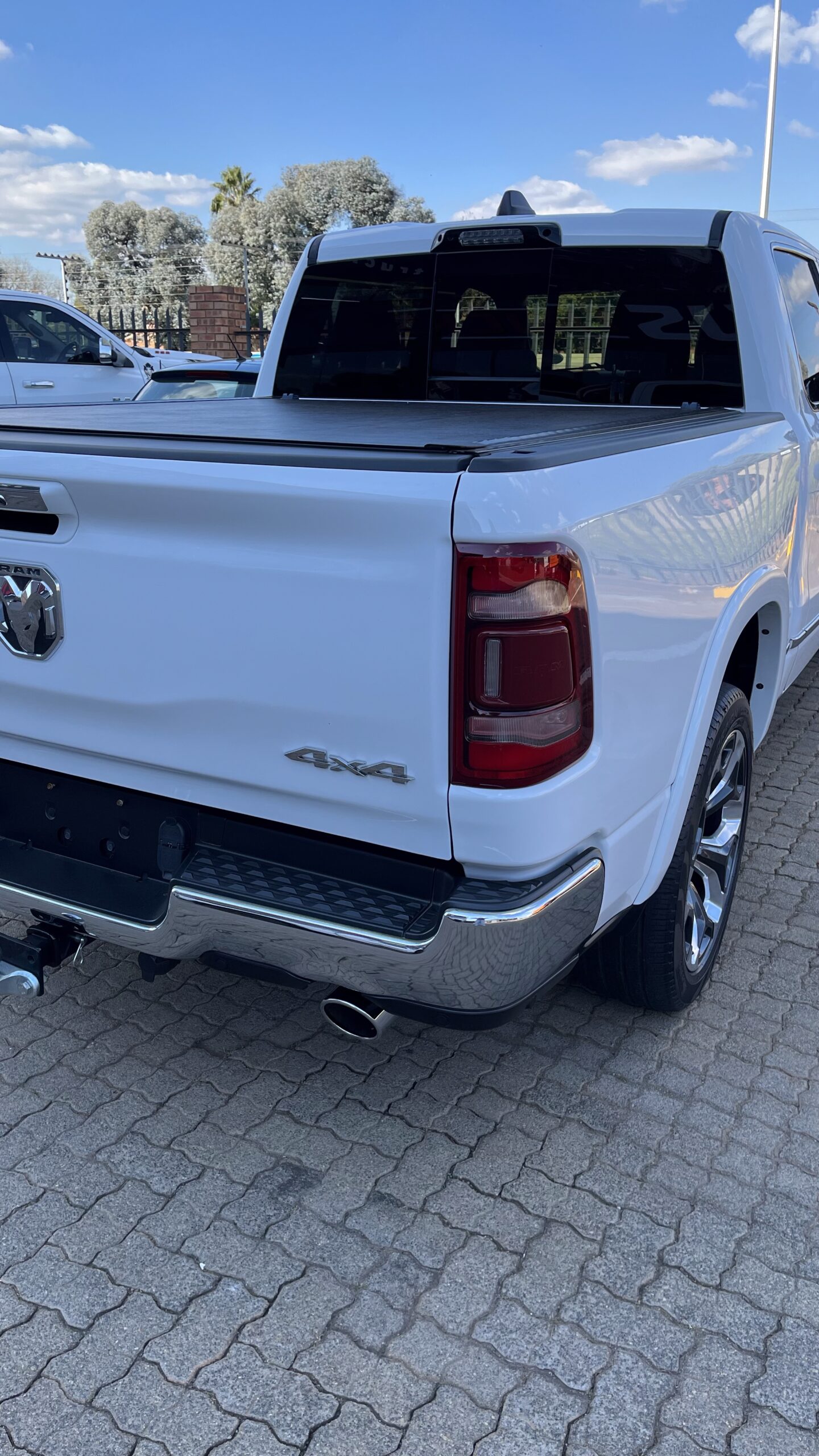 
								RAM LIMITED 1500 full									