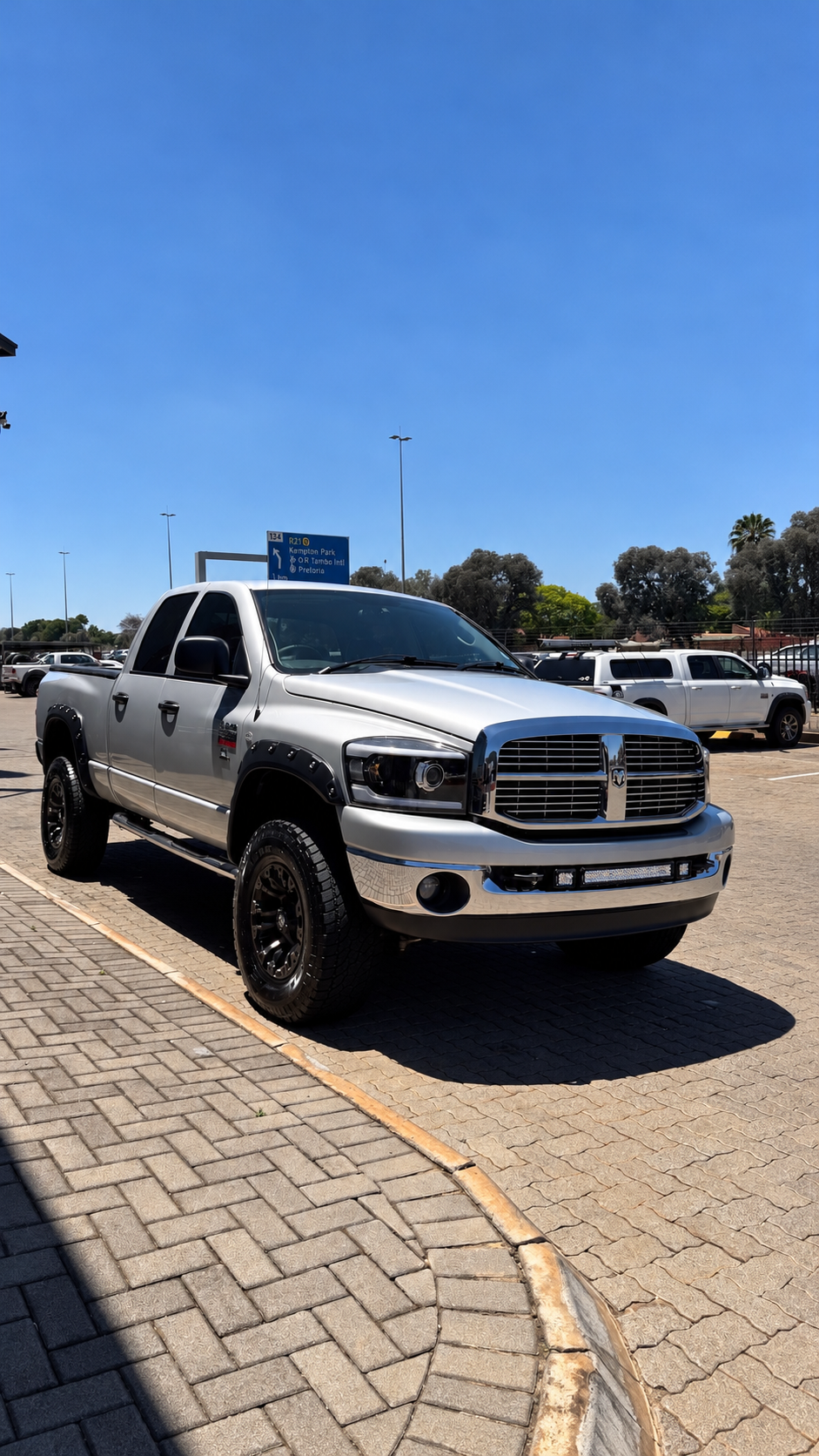 
								Laramie 2500 full									