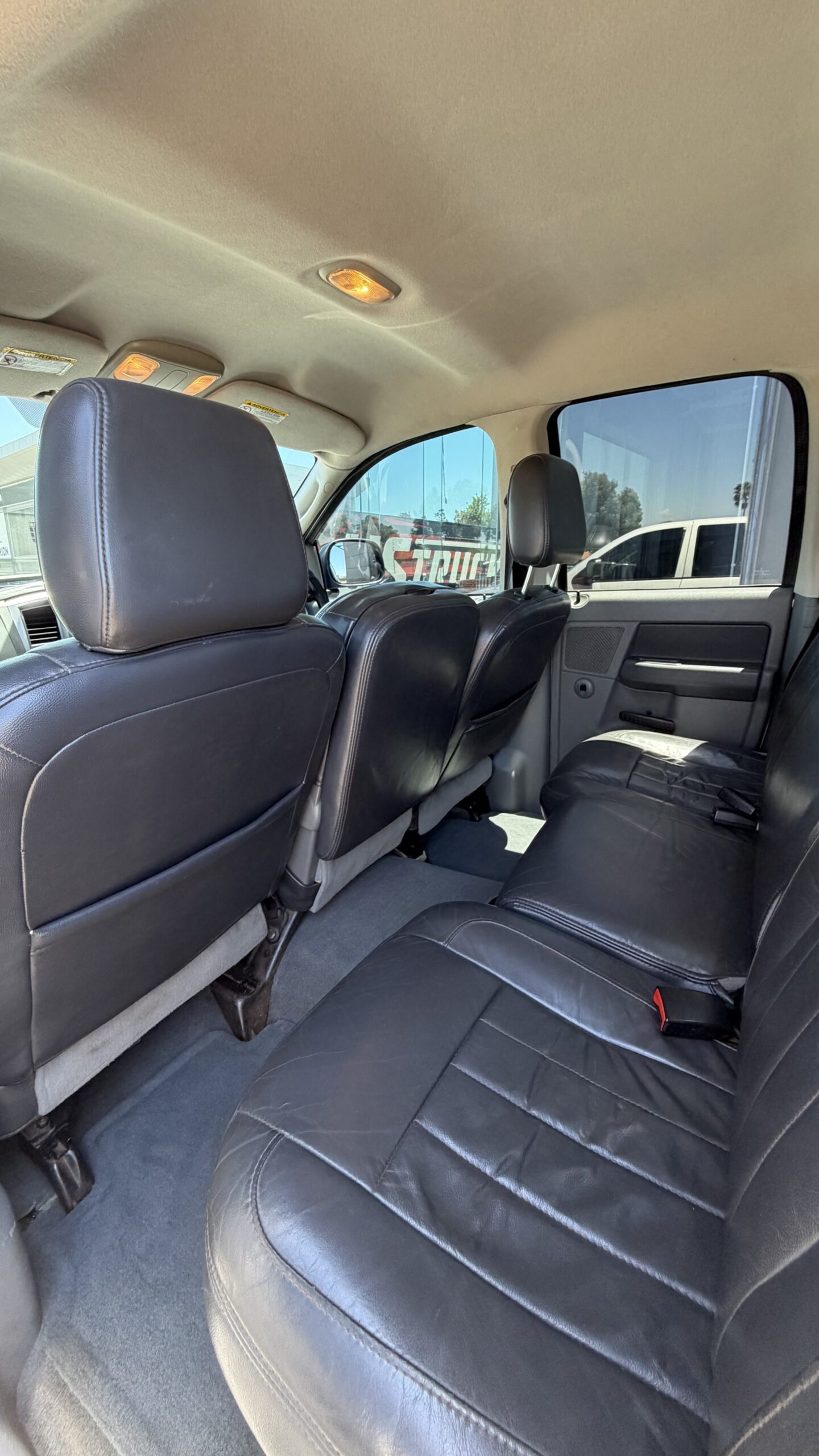 
								Laramie 2500 full									