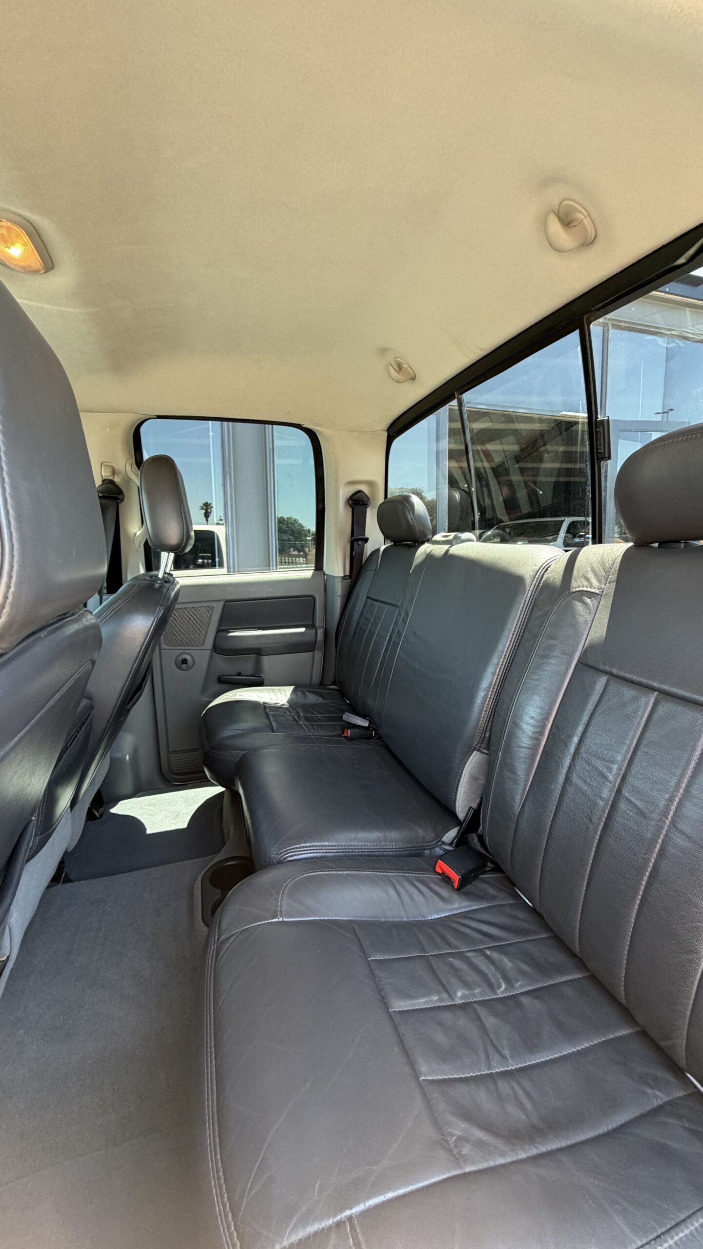 
								Laramie 2500 full									